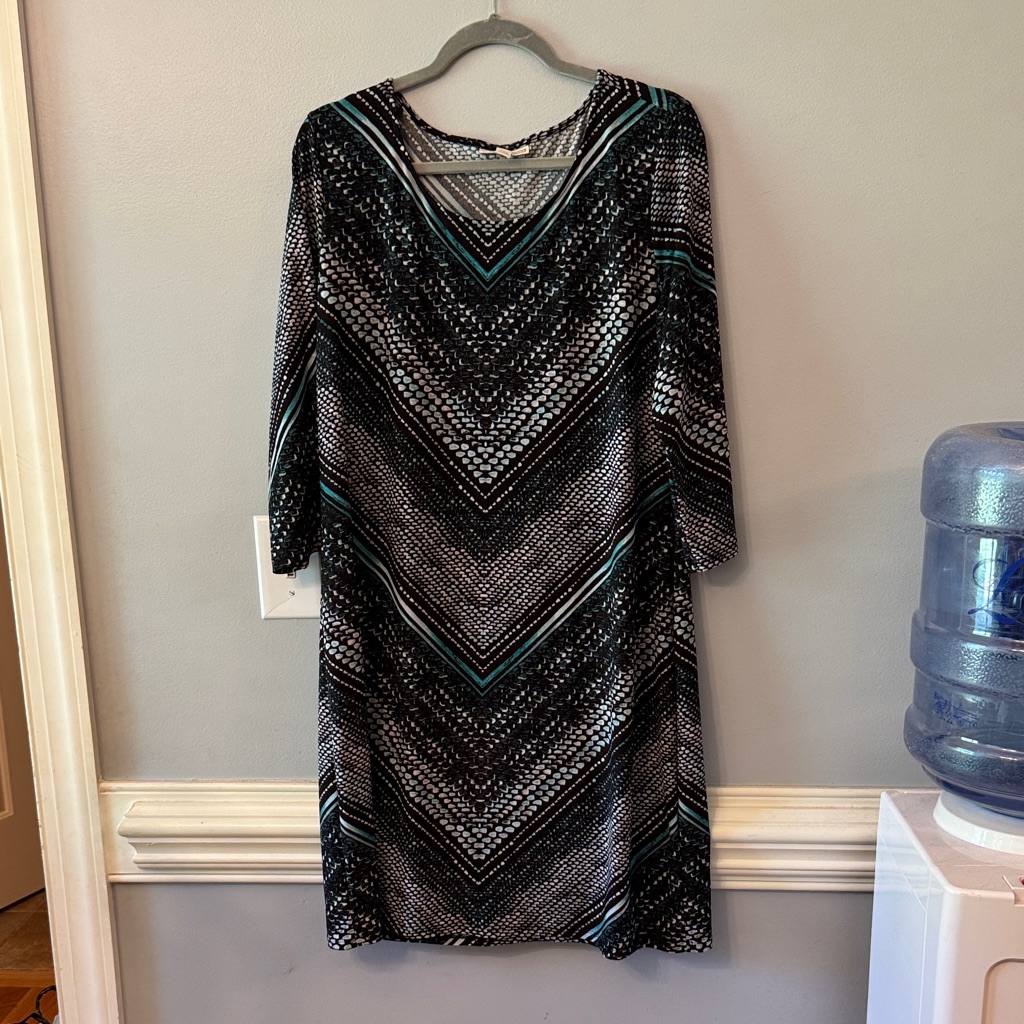Dana Buchman Black And Teal Knit Top